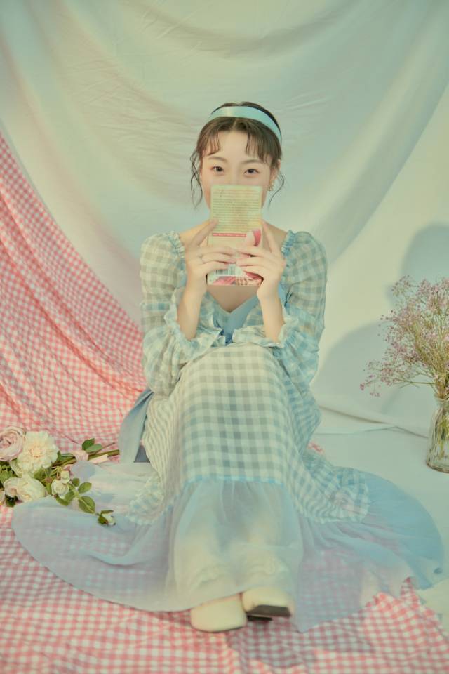 梁萌个人生活照2