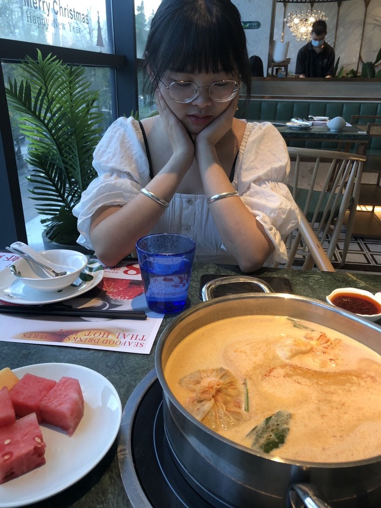 曾小圆个人生活照1