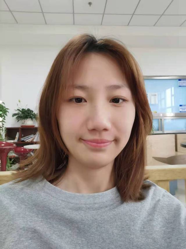 穆慧个人生活照2