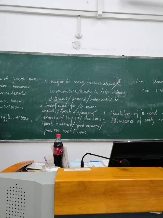 王昊个人生活照1