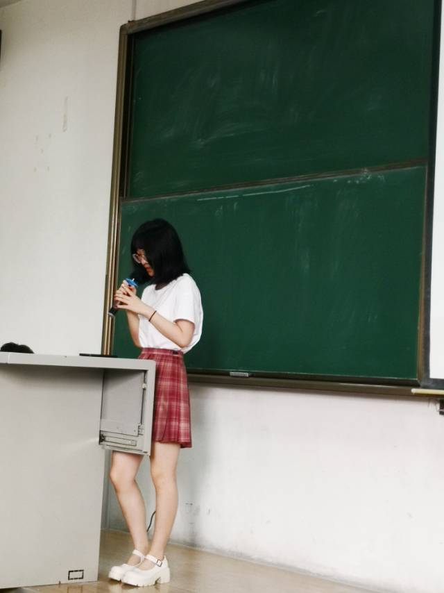 吴家一个人生活照3