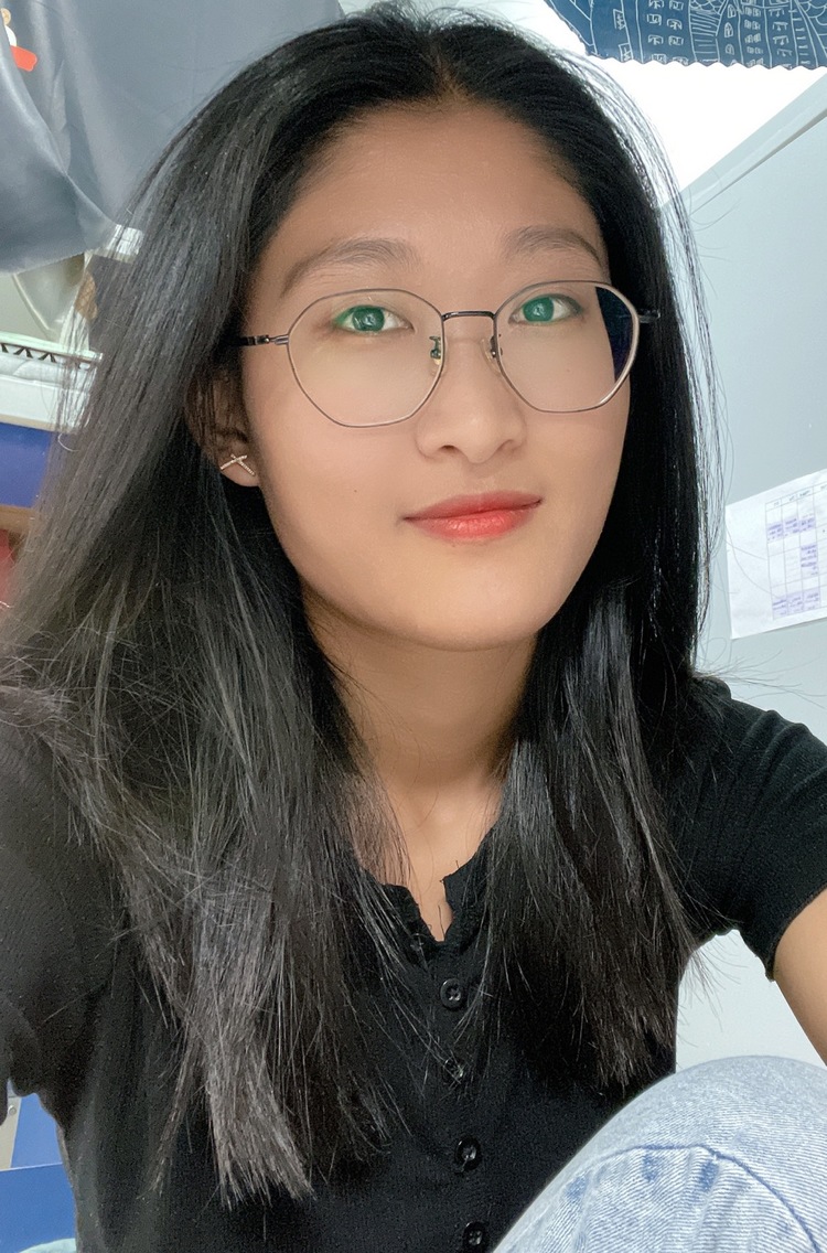蒋慧芝个人生活照1