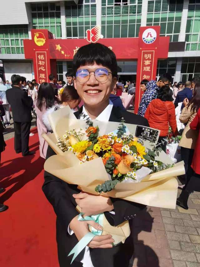 李佳佳个人生活照2