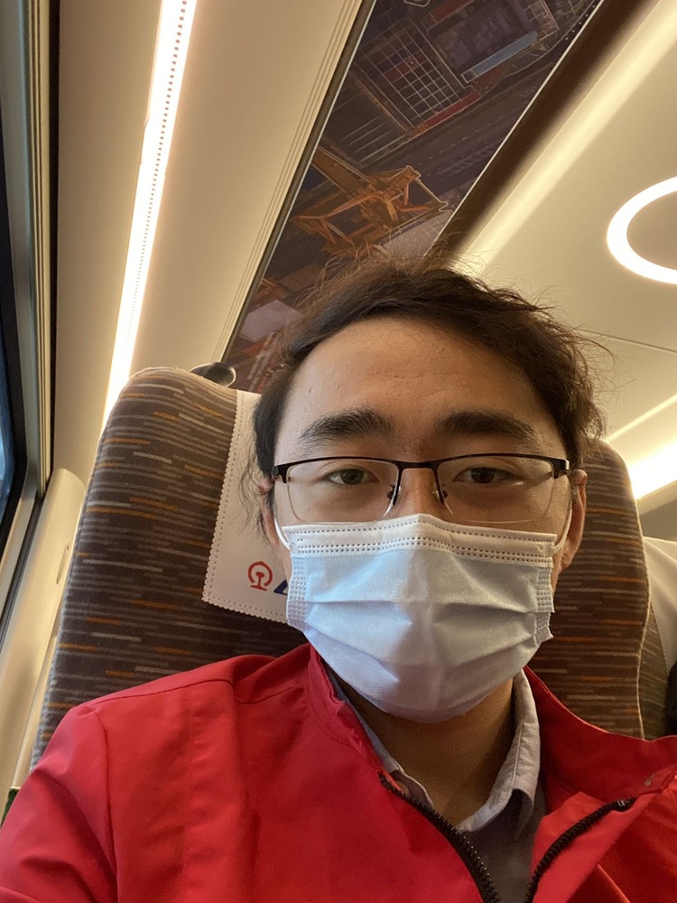 曲殿超个人生活照3