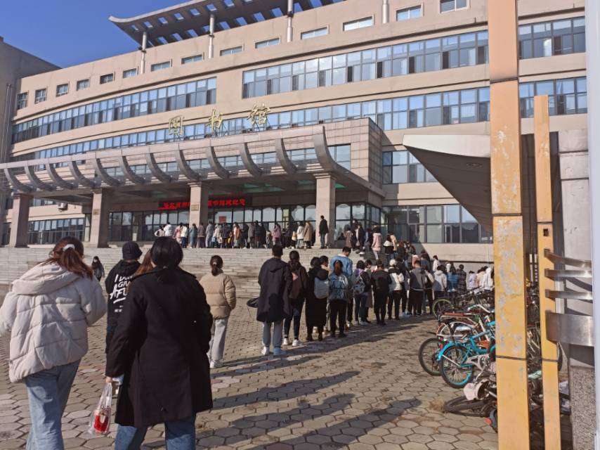 赵腾会_北京家教老师轮播图1