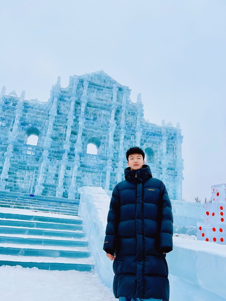 李子豪个人生活照1