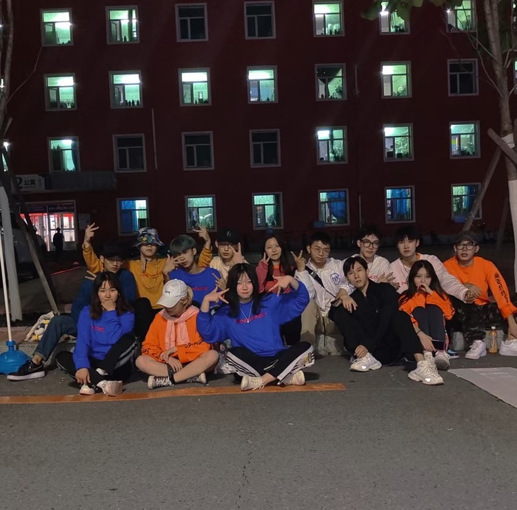 王明宇个人生活照1