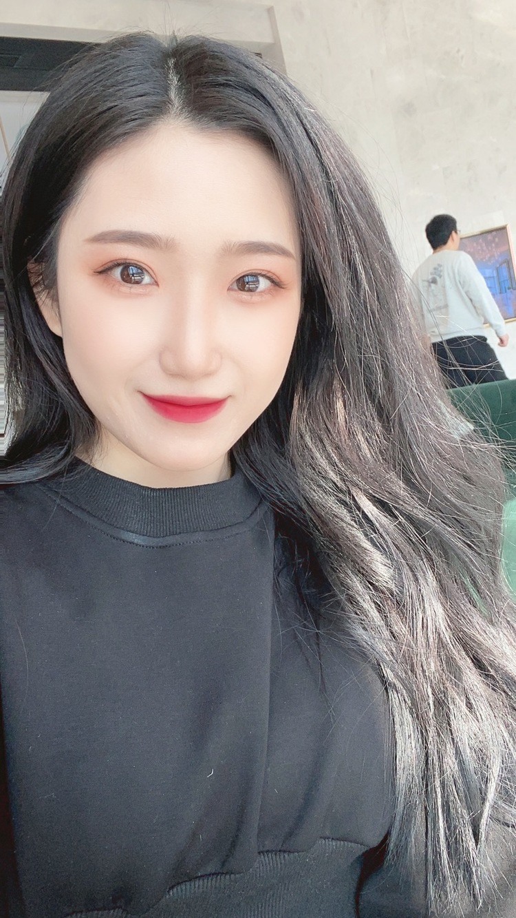 李媛媛个人生活照2