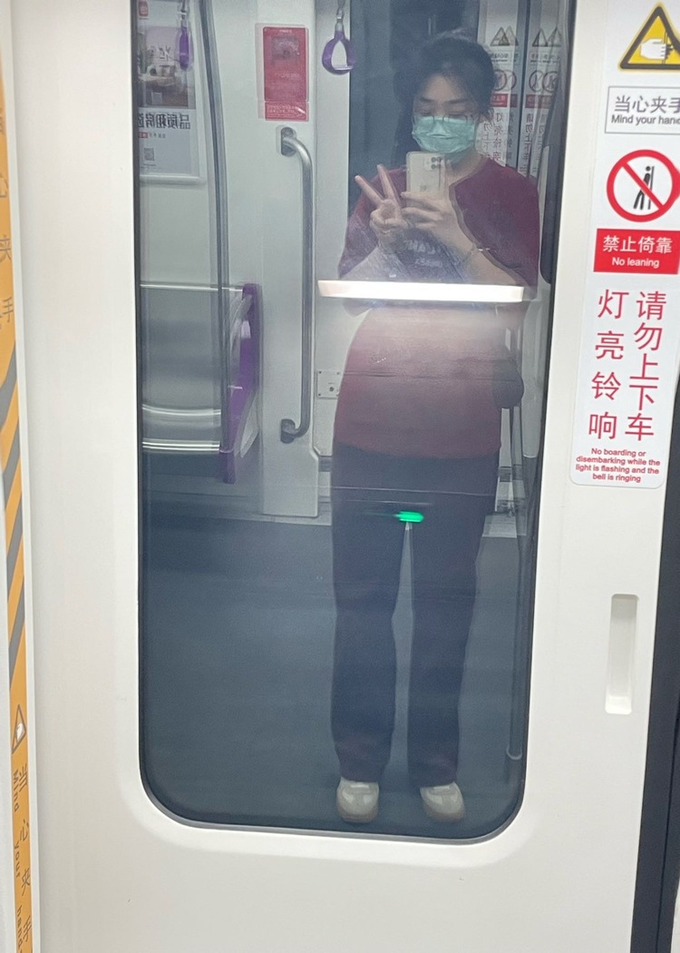 高佳婧个人生活照1