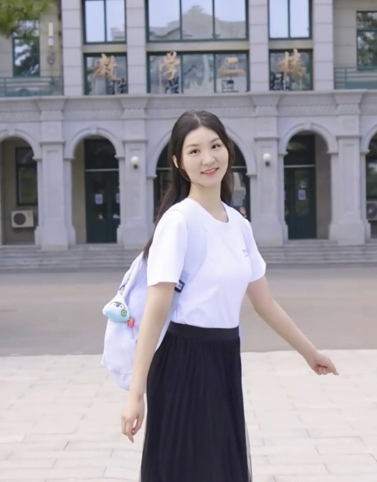 柴老师个人生活照1
