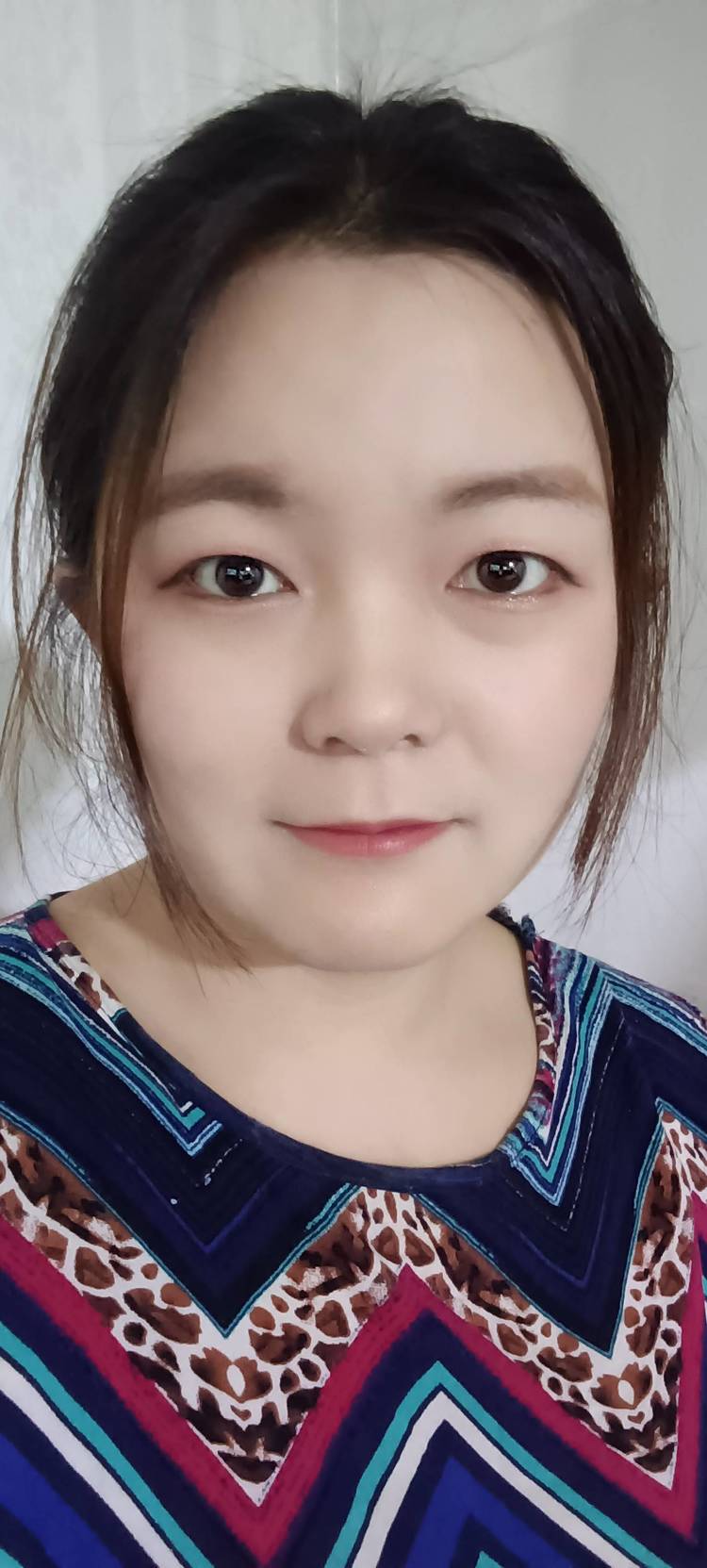 张艺馨个人生活照1