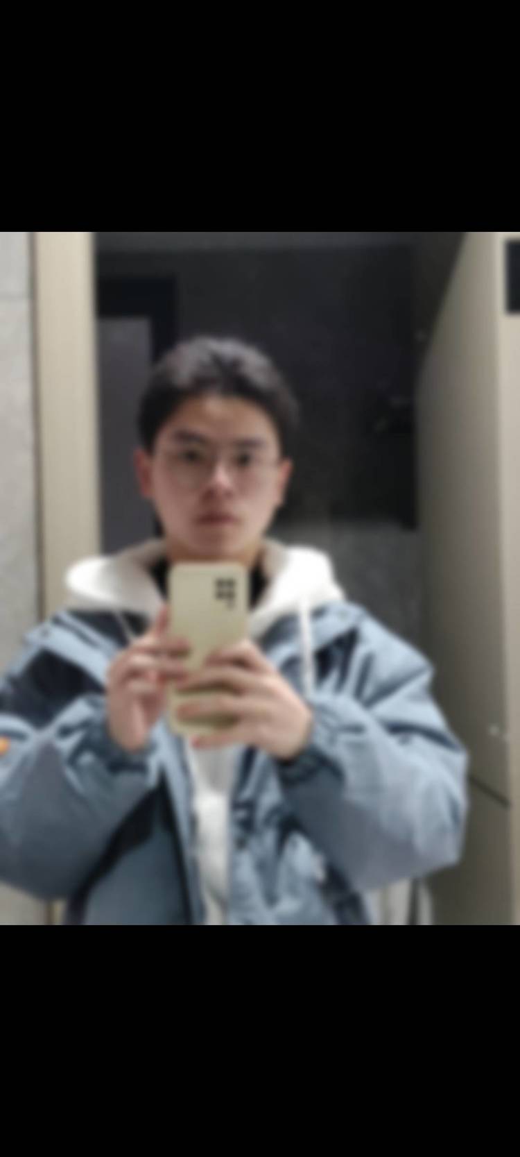 秦亨个人生活照1