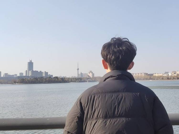 董进哲个人生活照2