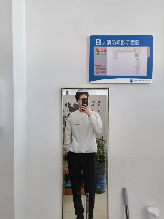 曹磊个人生活照4
