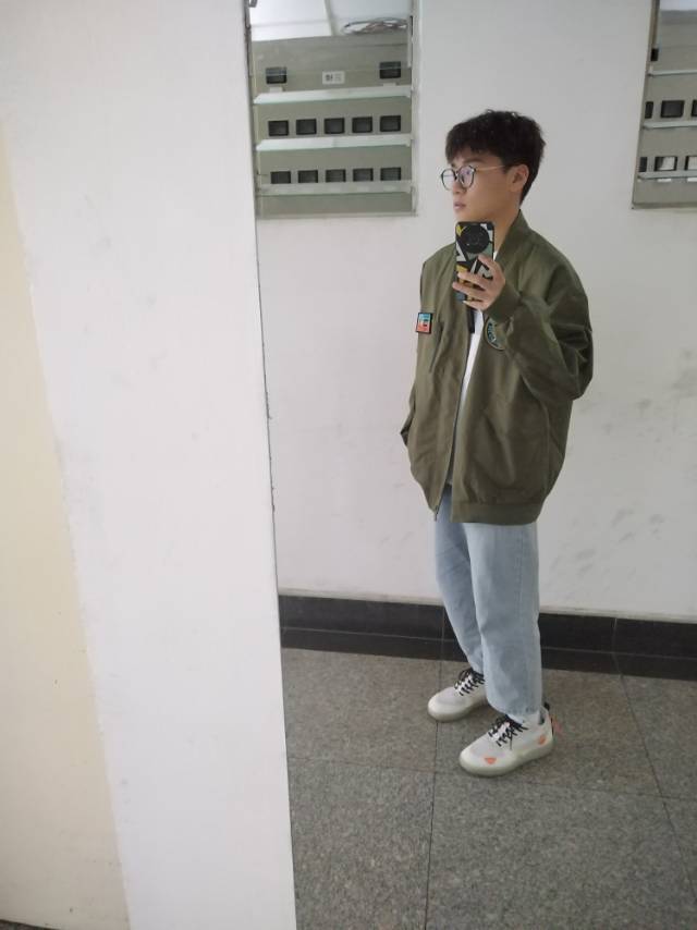 杨继伟个人生活照1
