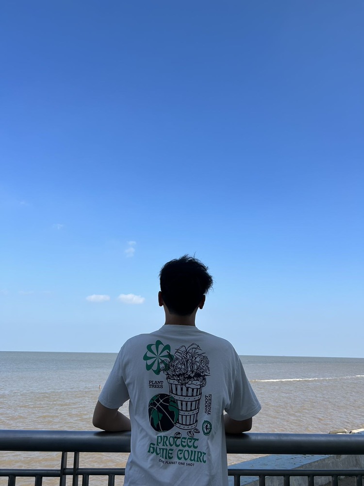 蒋佳宇个人生活照1
