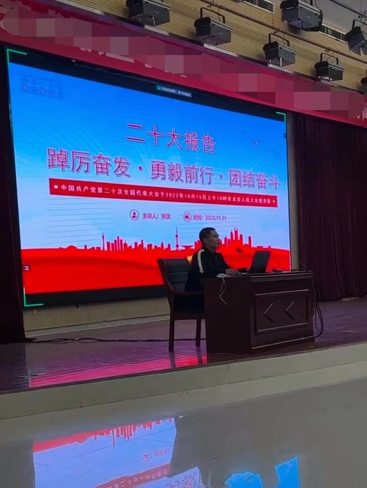 张淇个人生活照1