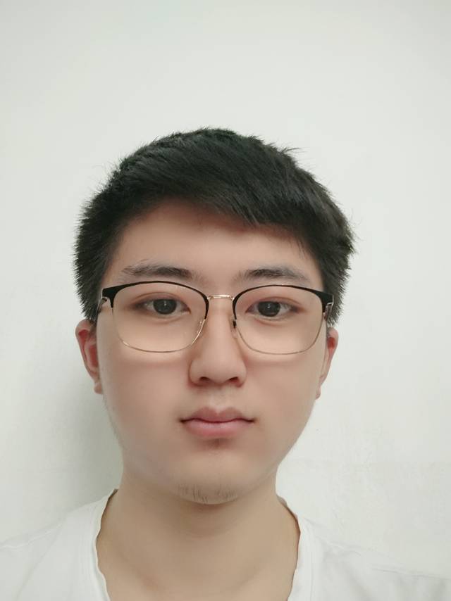梅源个人生活照1