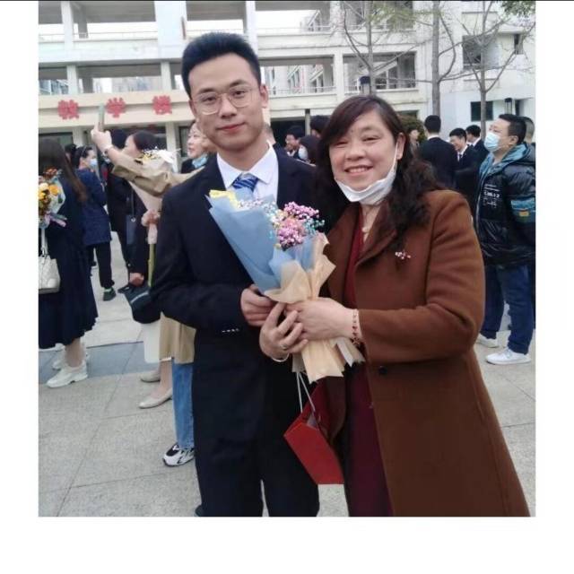 陈吴个人生活照1
