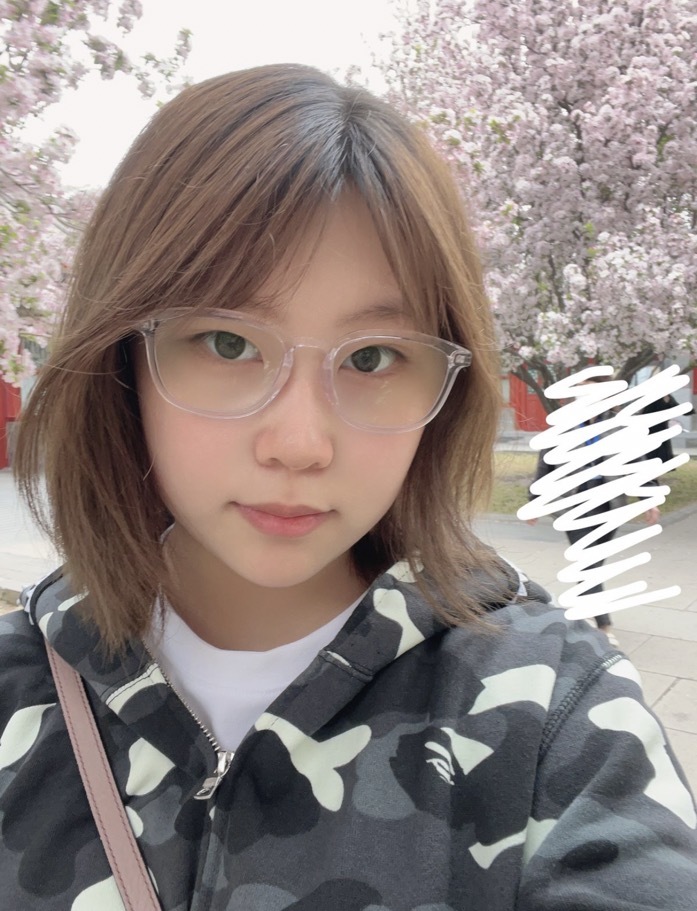 孙颢毓个人生活照2