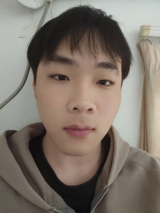 王子寒个人生活照1
