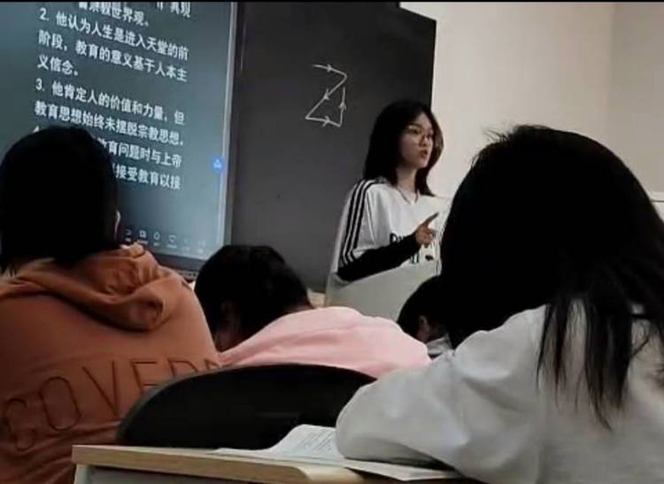 张又丹个人生活照6