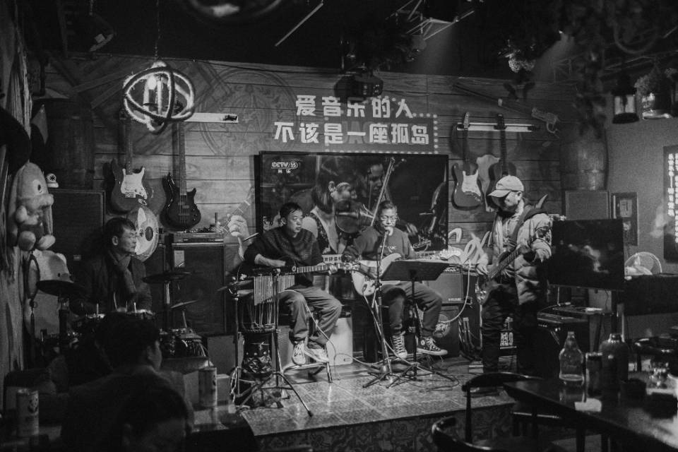 张老师个人生活照1