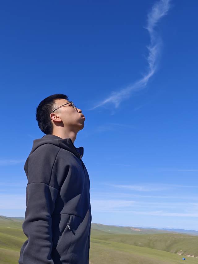 吴个人生活照1