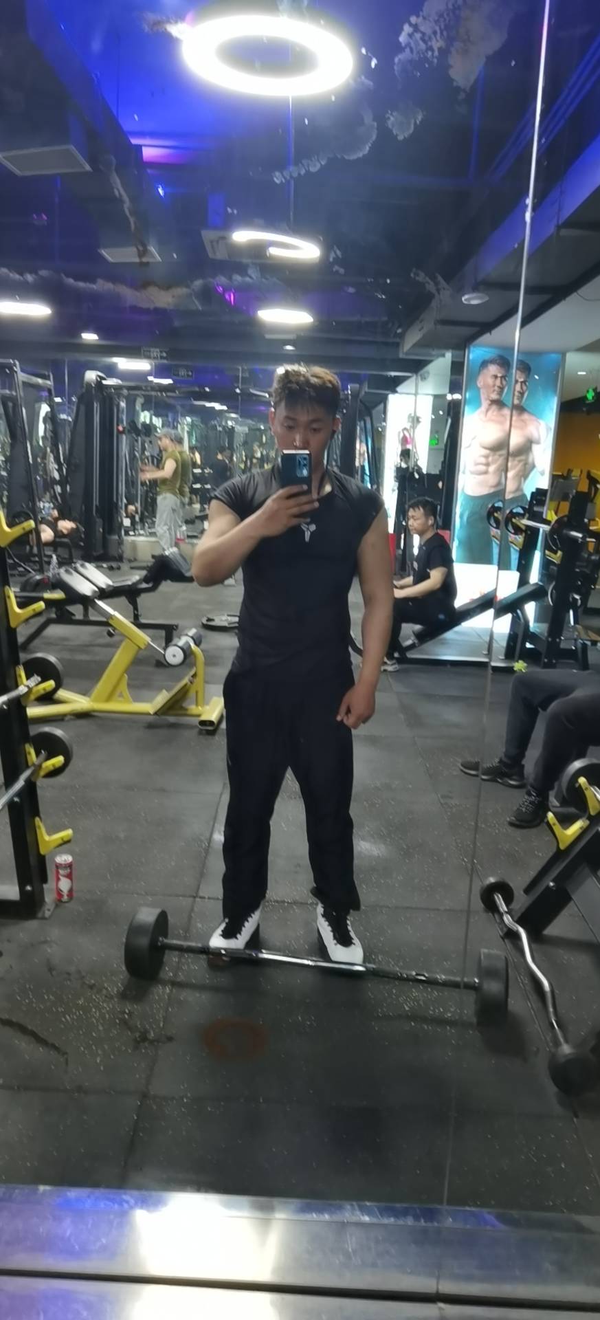 江老师个人生活照1