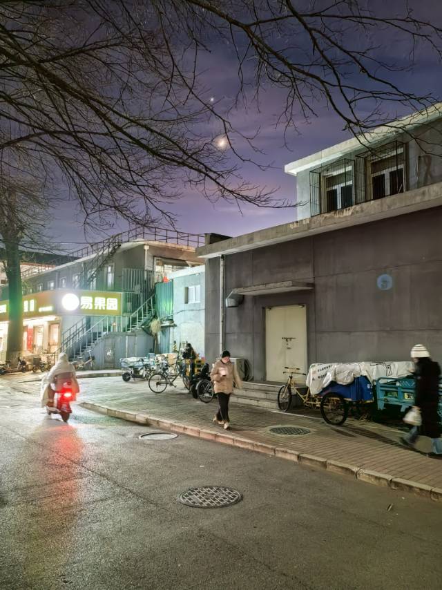 李同学个人生活照1