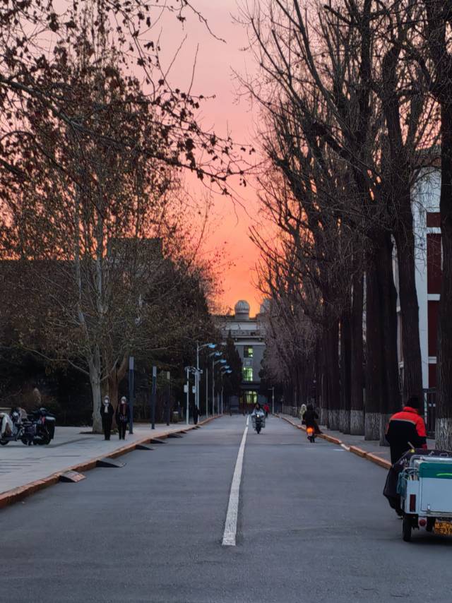 李同学个人生活照3