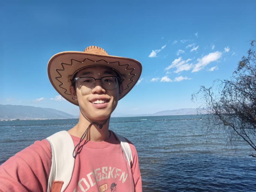 张云飞个人生活照1