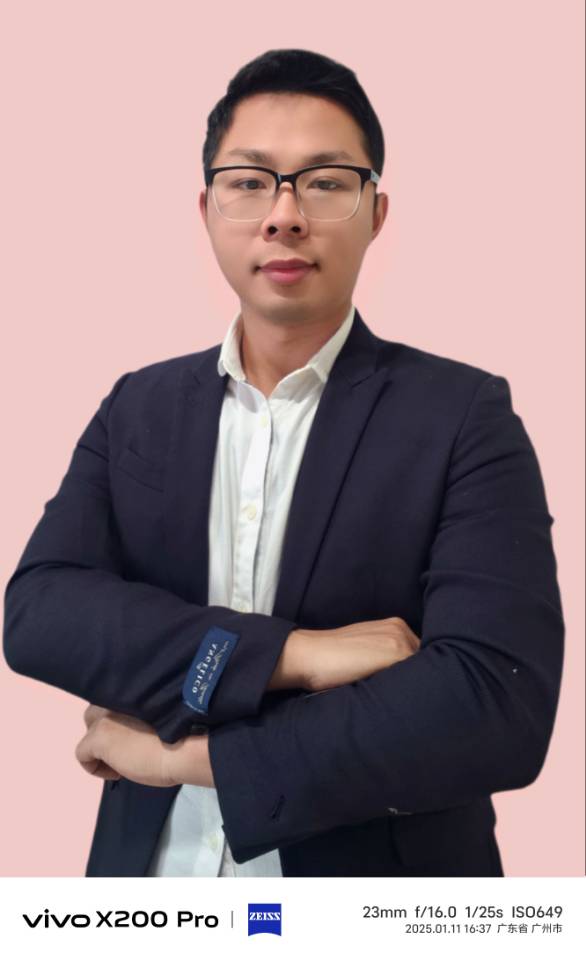 刘老师个人生活照1