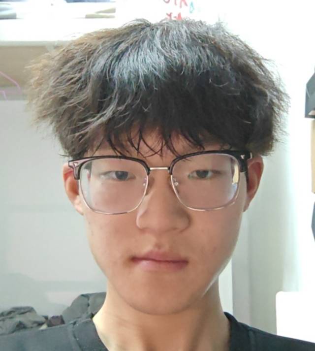 张兴佳个人生活照1