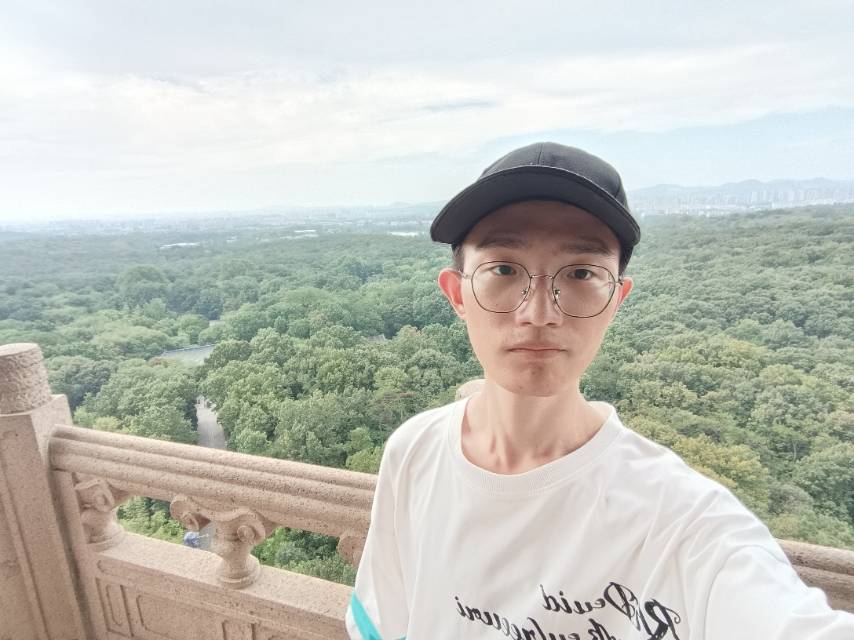 蔡振德个人生活照1