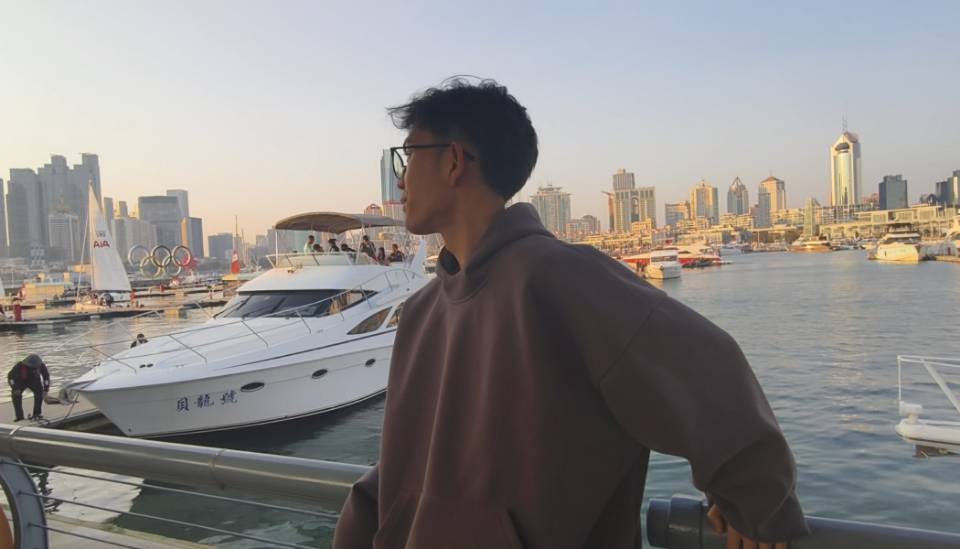 努日丁个人生活照1