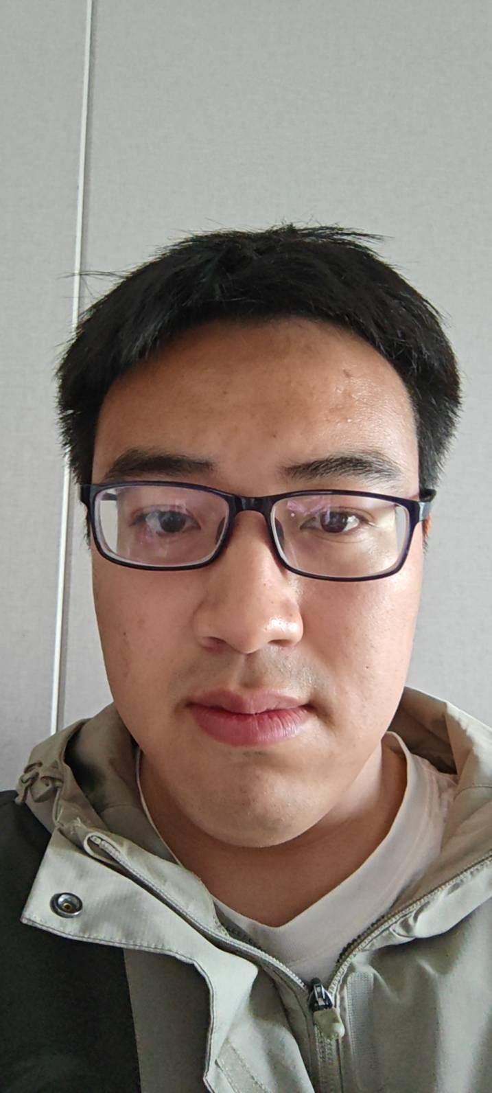 汪琛个人生活照1
