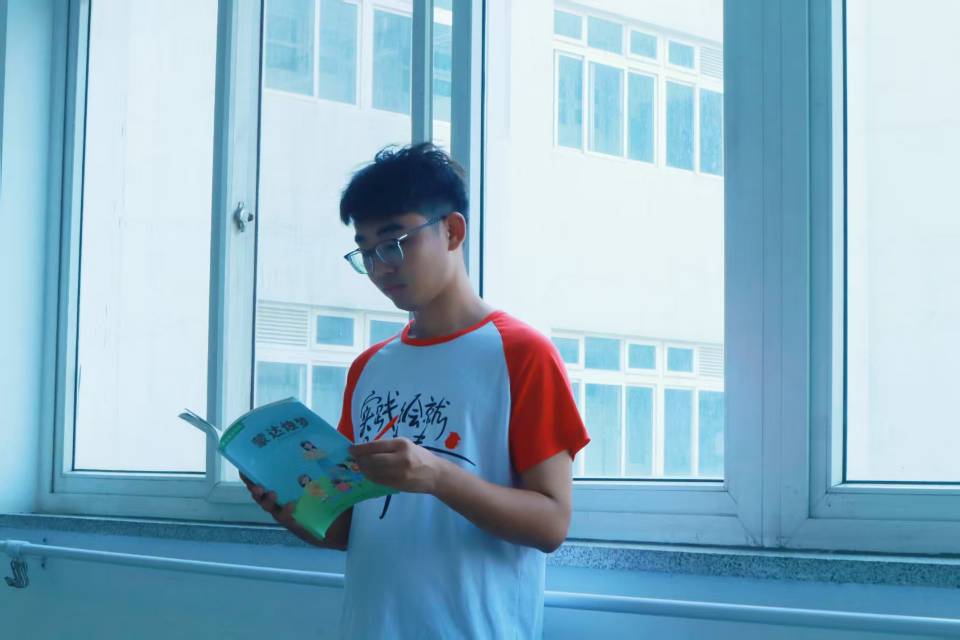 李旭阳个人生活照3