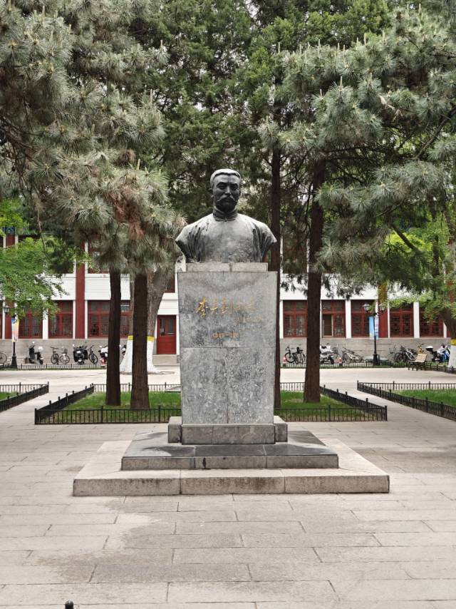 任亮个人生活照2