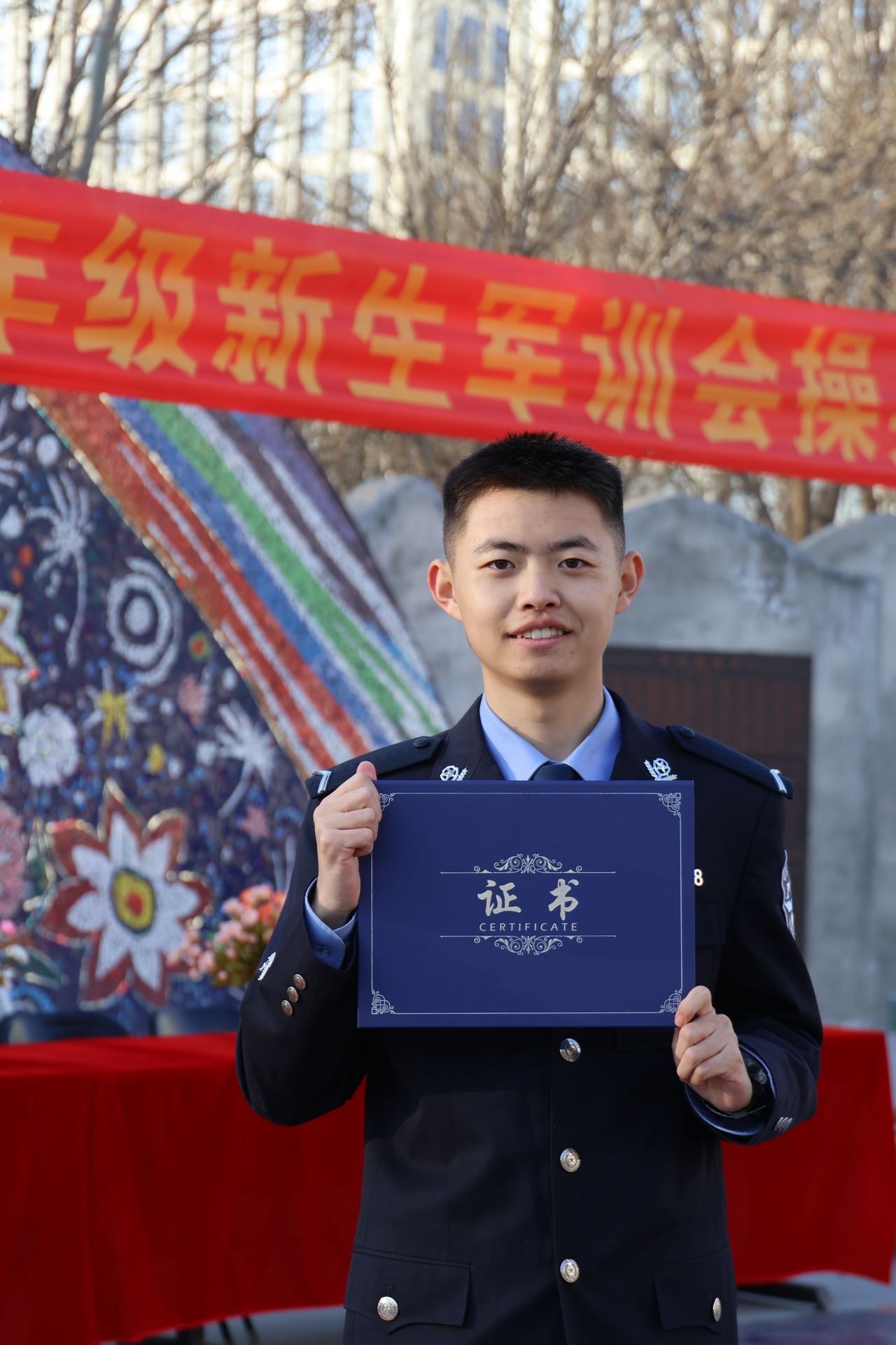 李昱桐个人生活照3