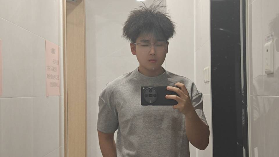 张佳凯个人生活照1