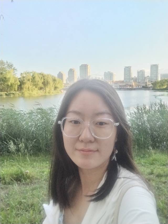 赵丽敏个人生活照1