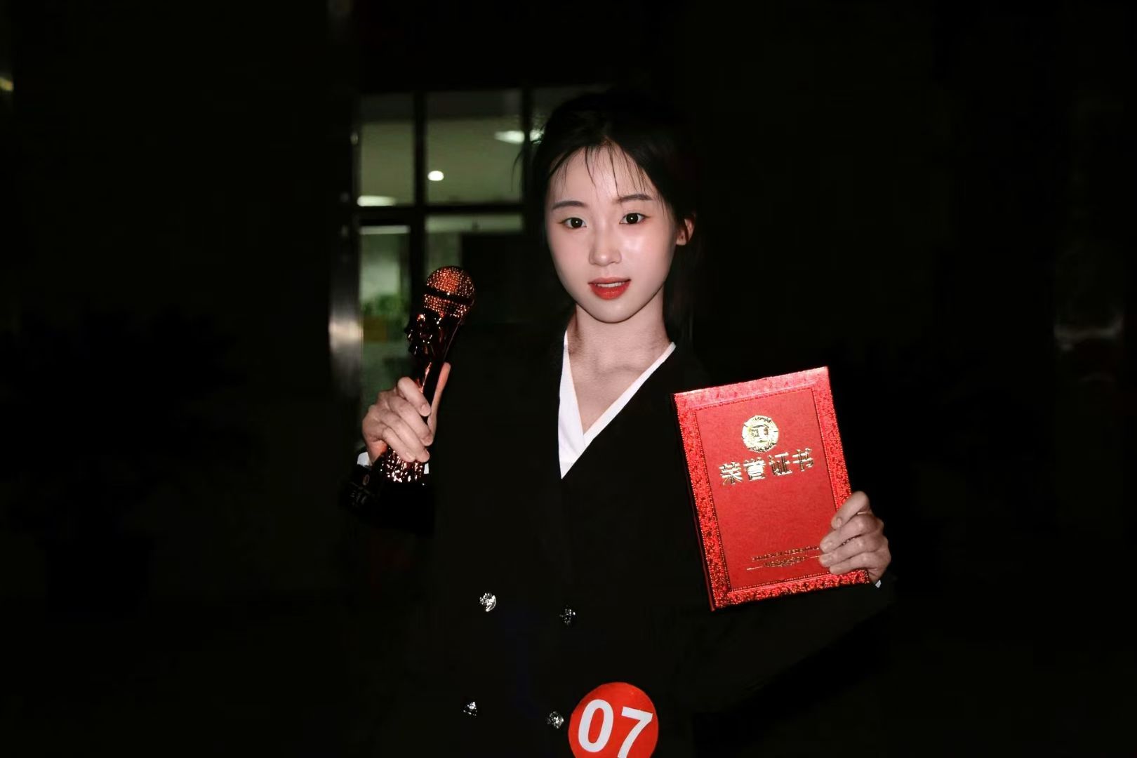 郑婧娴个人生活照1