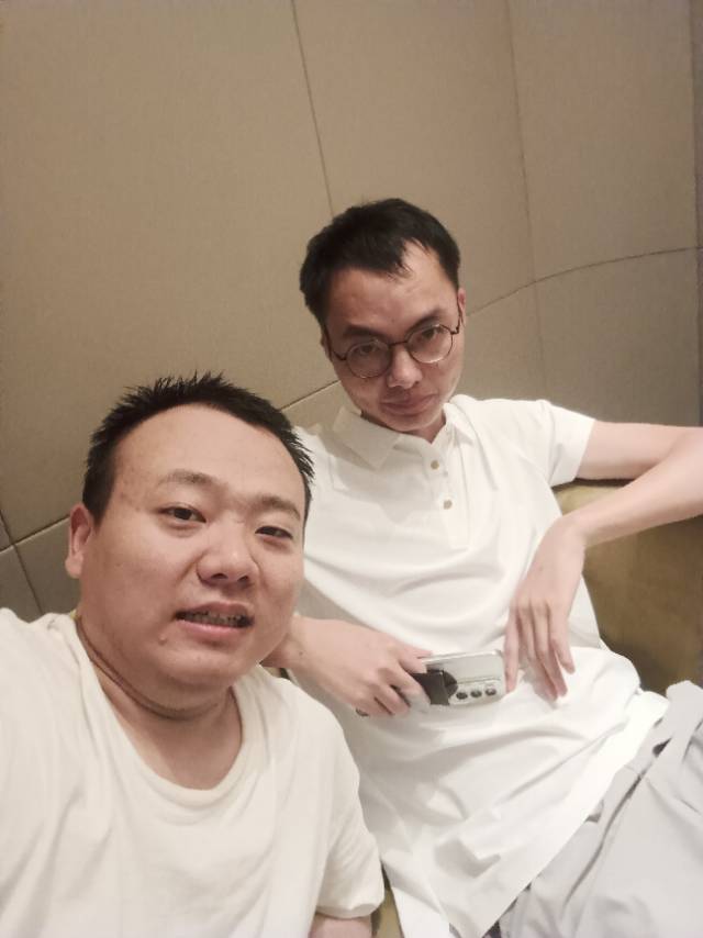 张高榕个人生活照1
