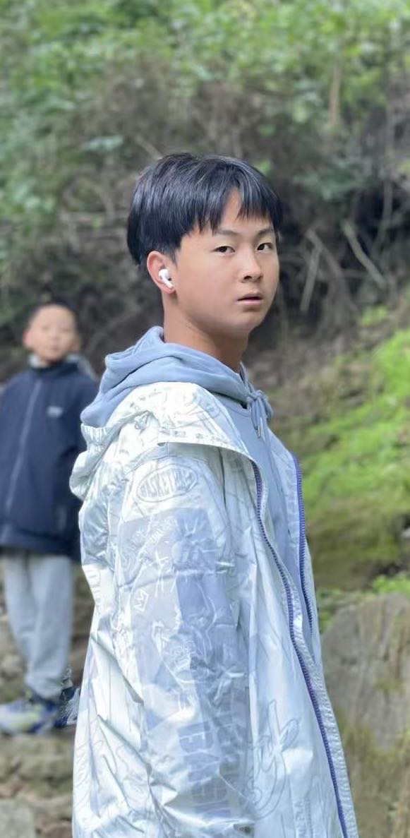 晋浩然个人生活照1