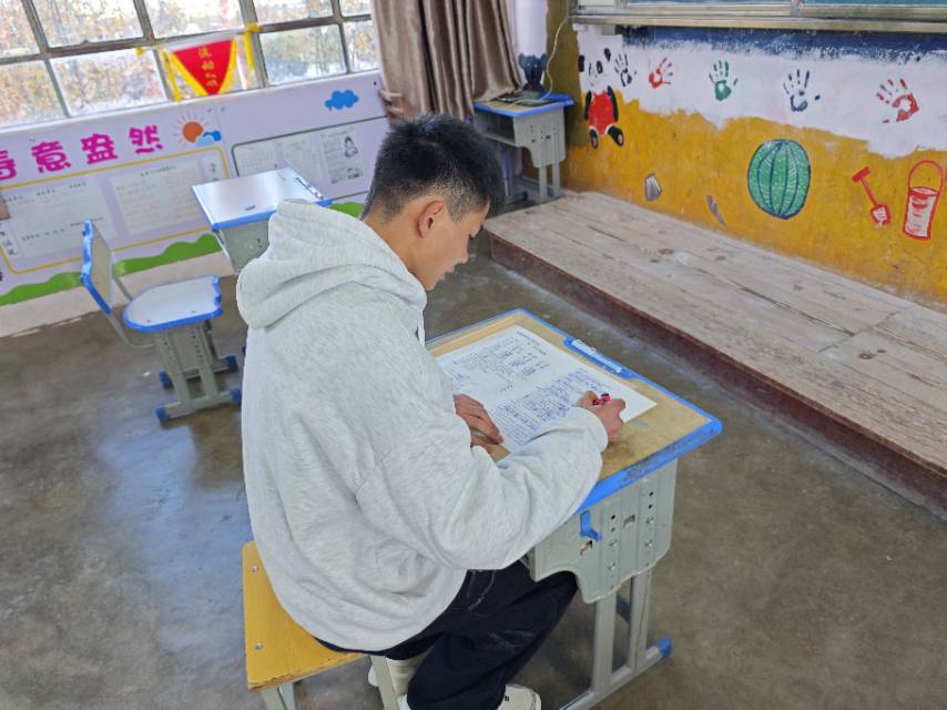 李元奎个人生活照3