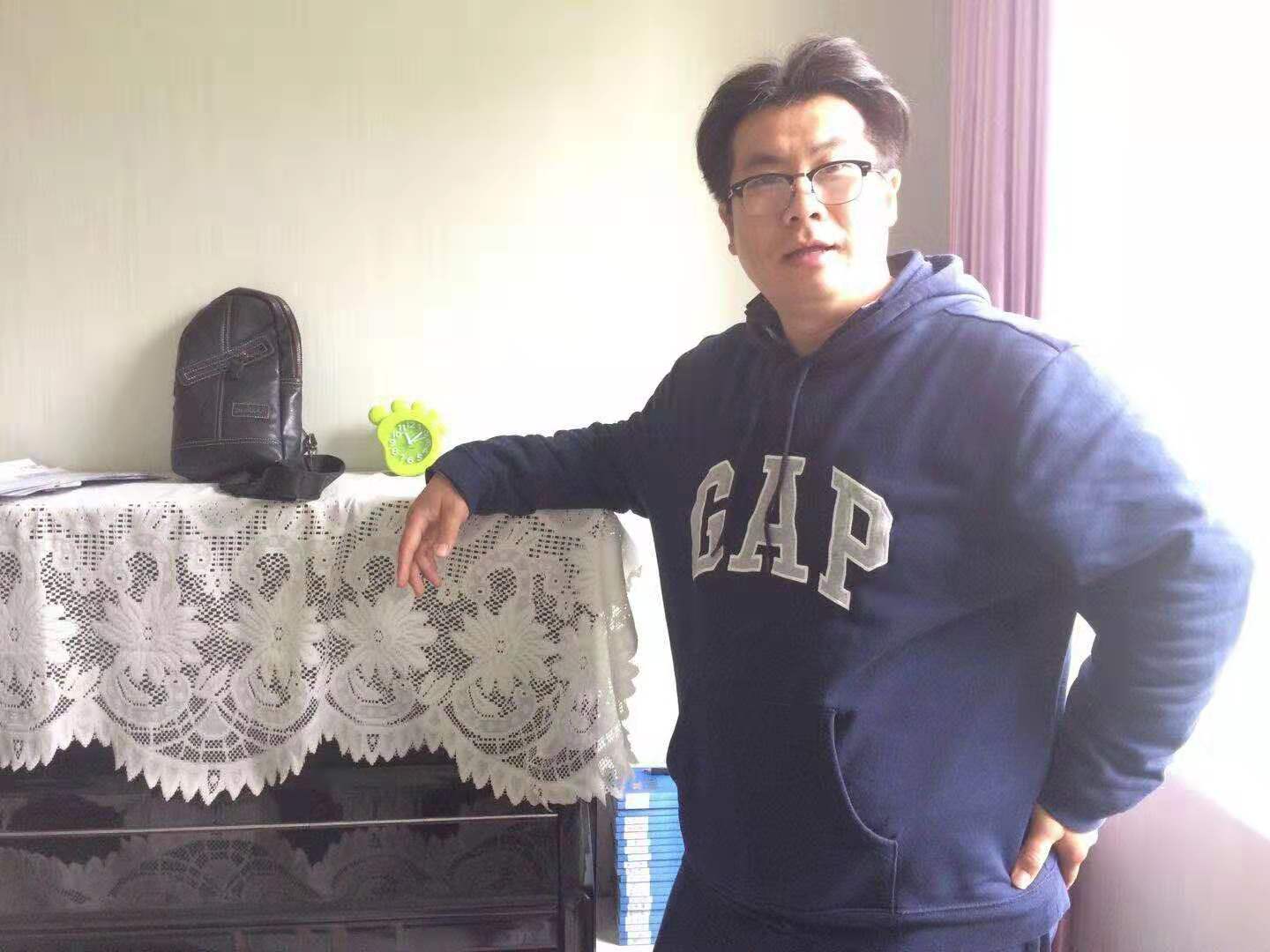 王鹏个人生活照1