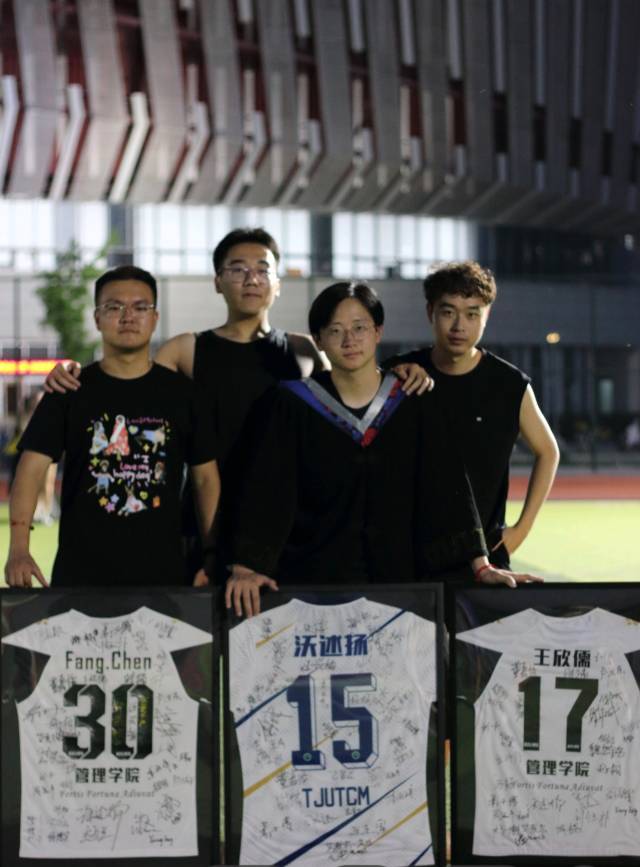 王欣儒个人生活照3
