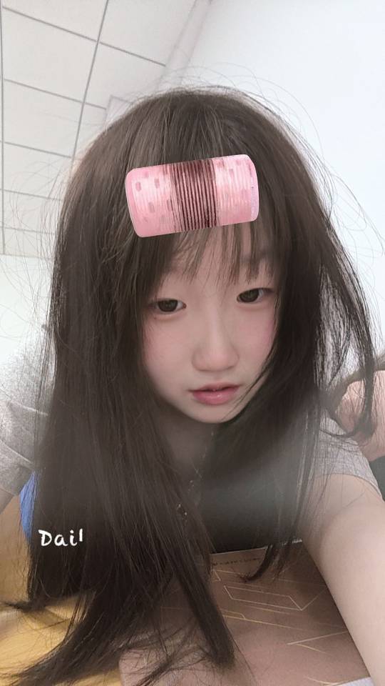 小涵个人生活照1