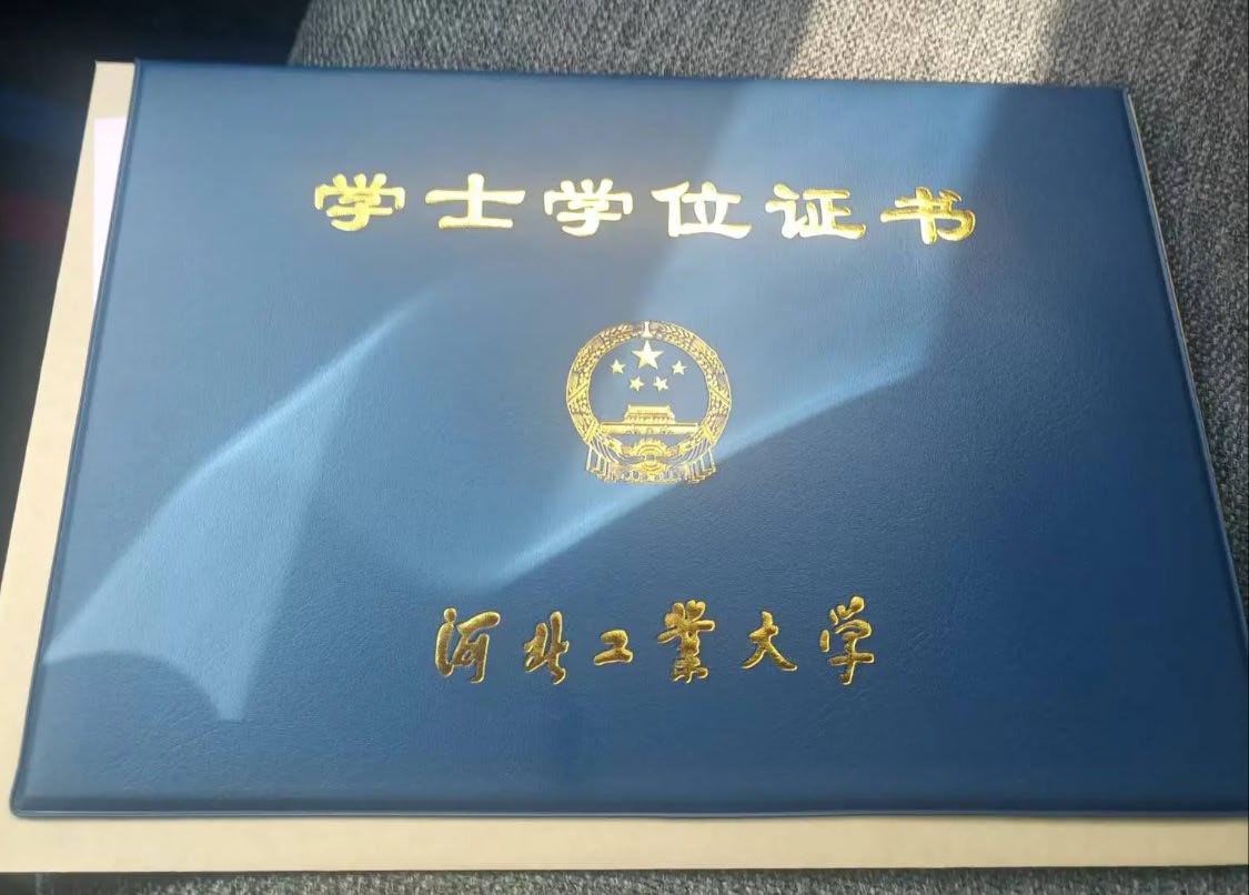 刘鹏举个人生活照1